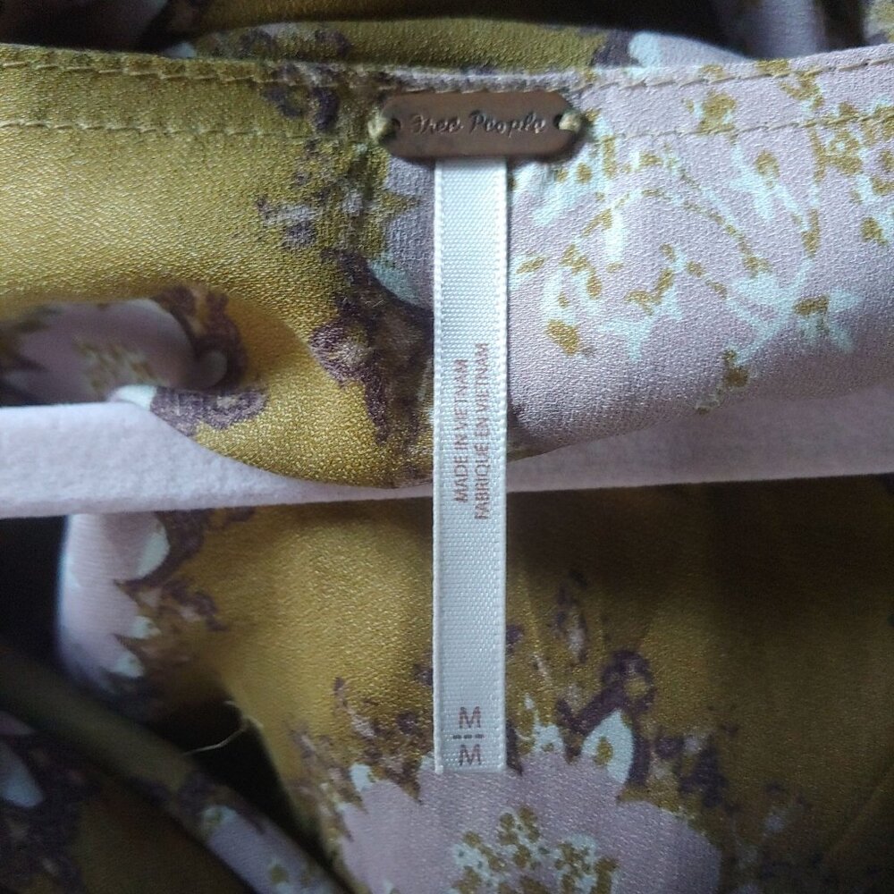 Free People Cowling Around Goldenrod Combo Flowy Boho Oversize Top M - Picture 12 of 14